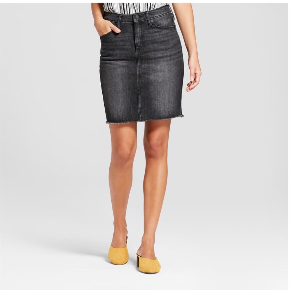 NWOT universal thread gray denim skirt